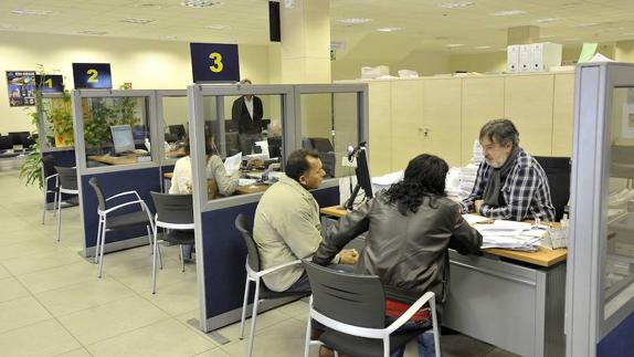 La Seguridad Social gana 258 afiliados extranjeros en Extremadura en julio