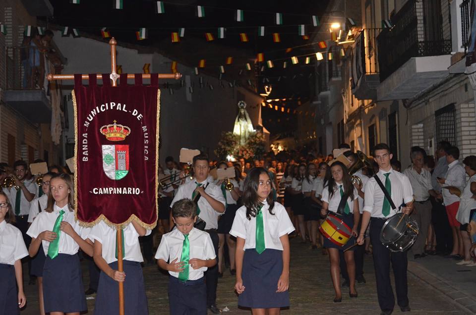 La banda de música de Campanario, un año más presente en las fiestas patronales de La Coronada