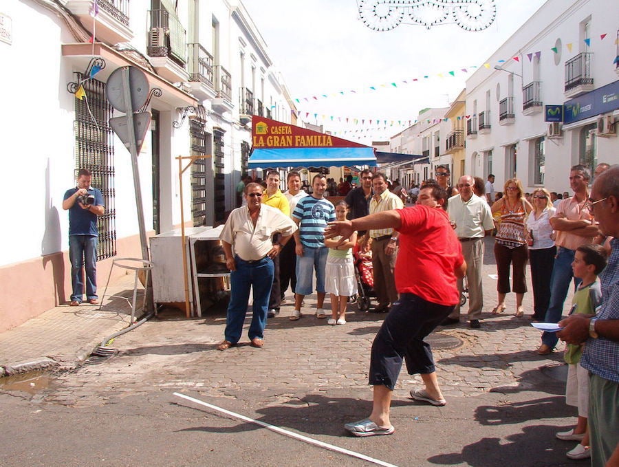 El lanzamiento de una salva de 20 cohetes anunciará esta tarde la apertura de la Fiesta de la Vendimia