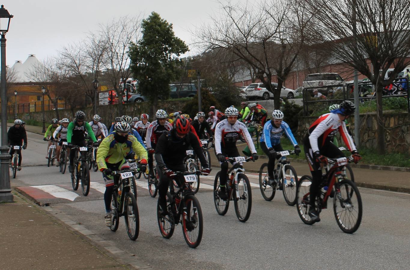 El Club ciclista celebra su ‘X Ruta nocturna Jerez de los Caballeros’