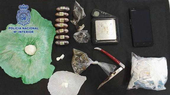 La Policía Nacional detiene al encargado de un 'supermercado de la droga' en Cáceres