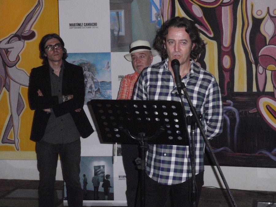 Ayer se inauguró en la Galería de Arte de María Nieves Martín la exposición del artista andaluz Martínez Camacho 'Memorias de un jardín: El bosque, limen o frontera'