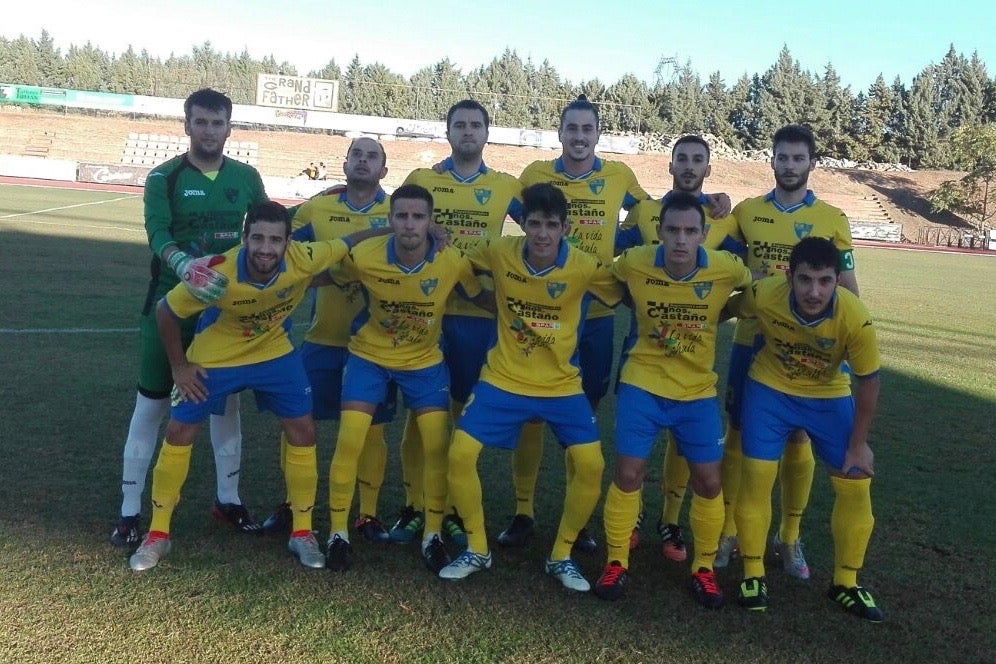 El Villafranca consigue al fin una cómoda victoria contra el Fornacense (3-0)