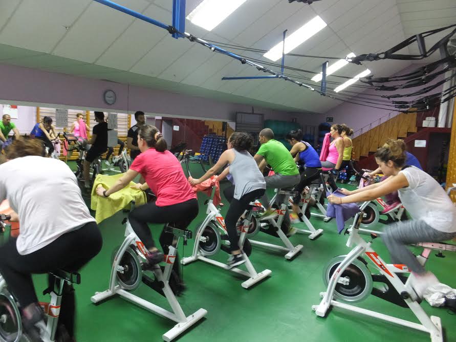 Amplían los horarios de los instalaciones municipales deportivas