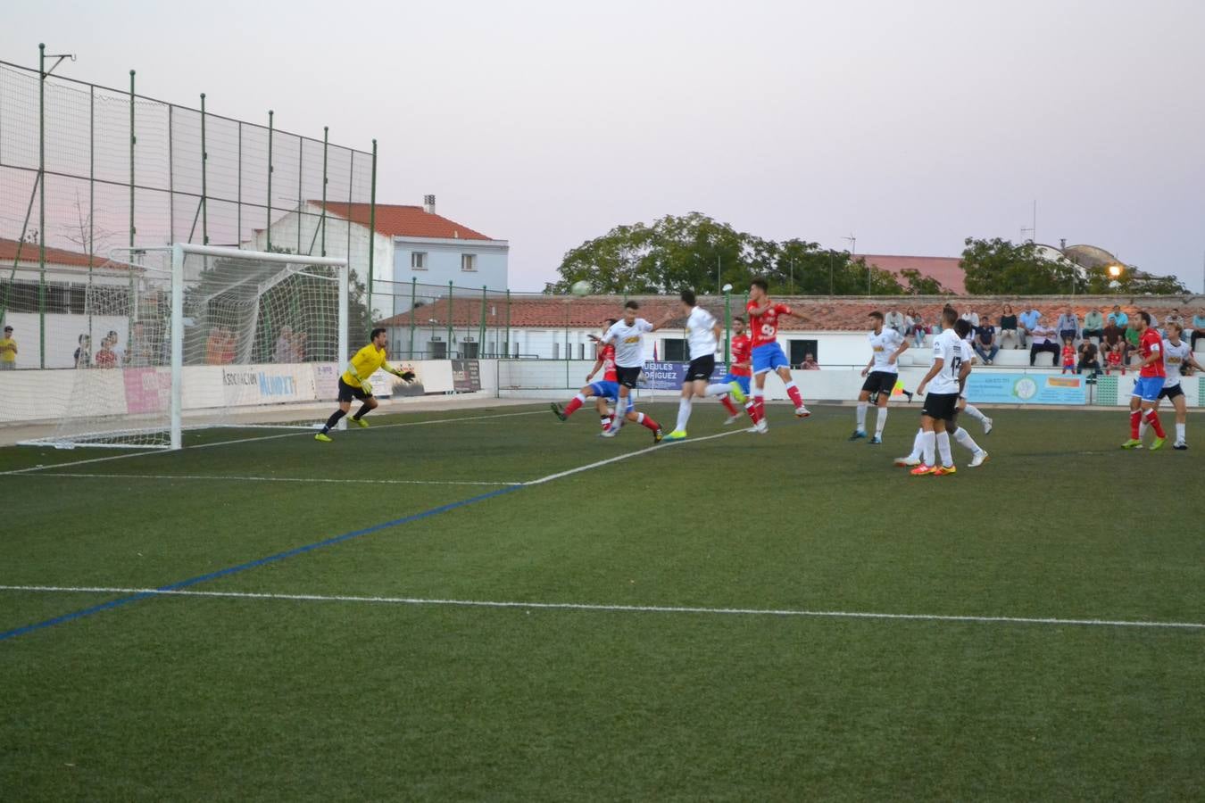 La Estrella mereció puntuar frente al Plasencia