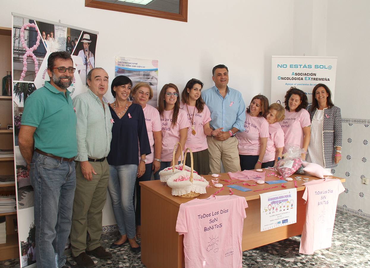 La Asociación AOEX convoca la III Marcha rosa por el cáncer de mama