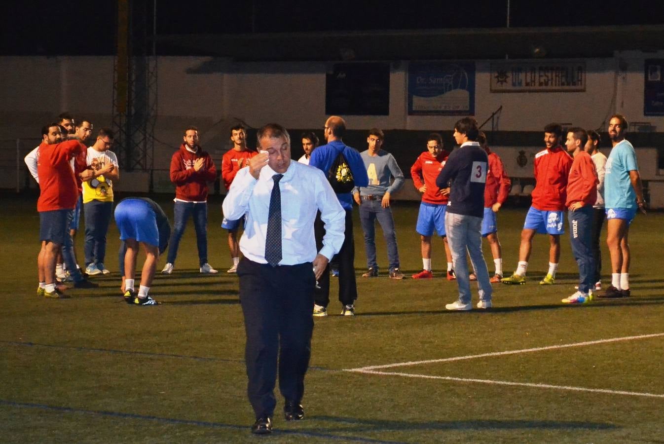 Joaquín Hidalgo se emociona en la despedida