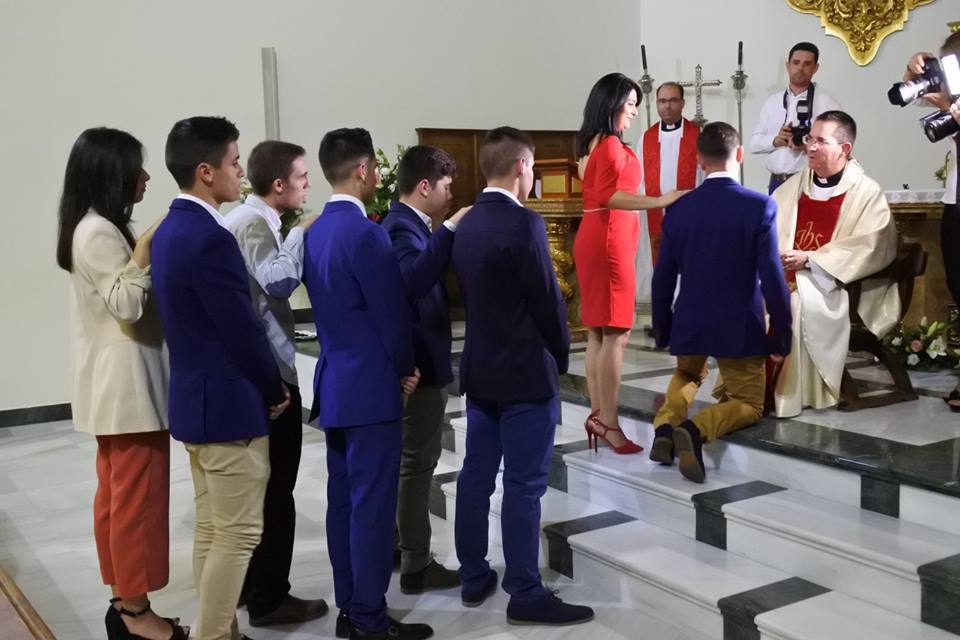 Un total de 34 jóvenes de la parroquia de Campanario reciben la confirmación