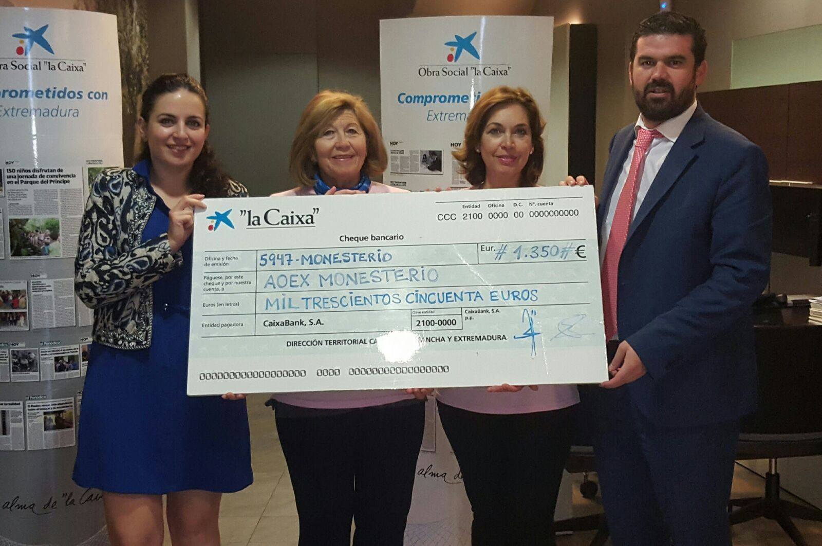 AOEX Monesterio adquirirá una nueva cama articulada para enfermos gracias a La Obra Social La Caixa