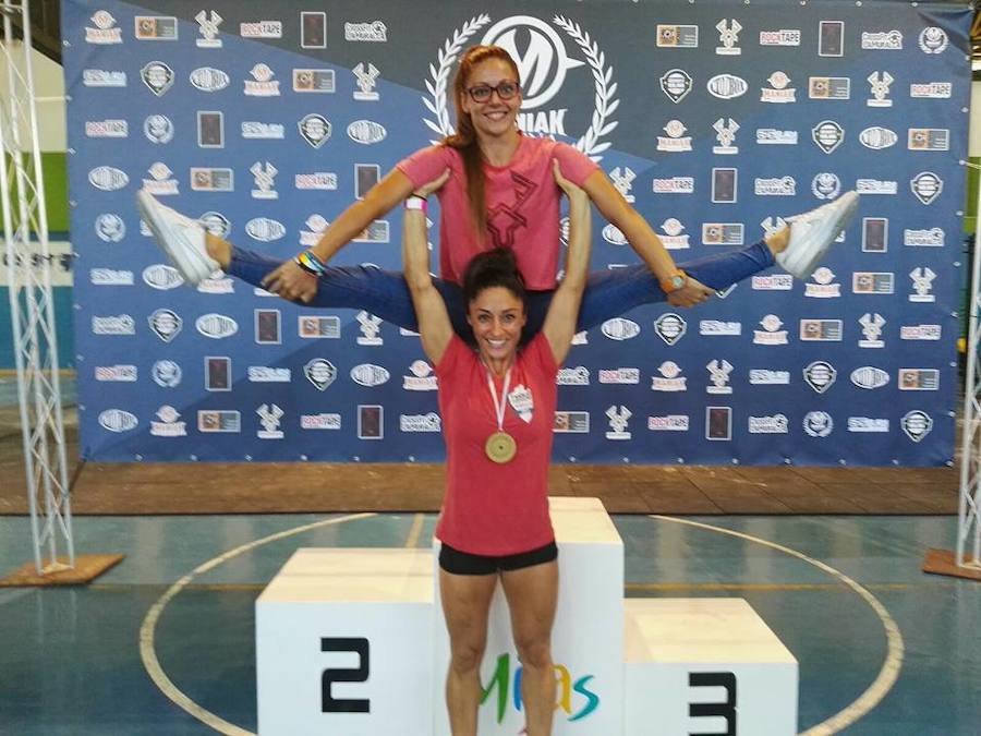 Adela conquista el Maniak Arena 2016