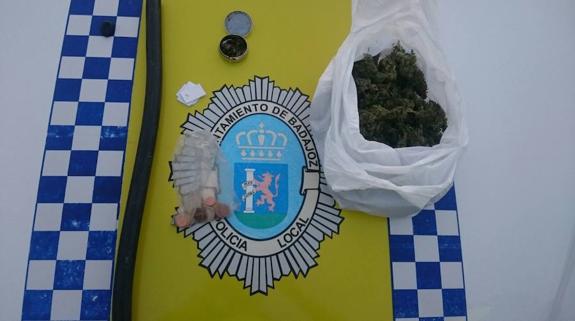 Detenido un joven que portaba varias dosis de hachís y marihuana dispuestas para su venta