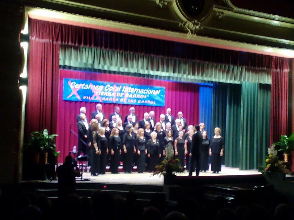 Buen nivel musical del Certamen de Corales 'Tierra de Barros'