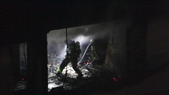 Una acumulación de gas causó la explosión en el edificio Santa Ana que provocó un muerto