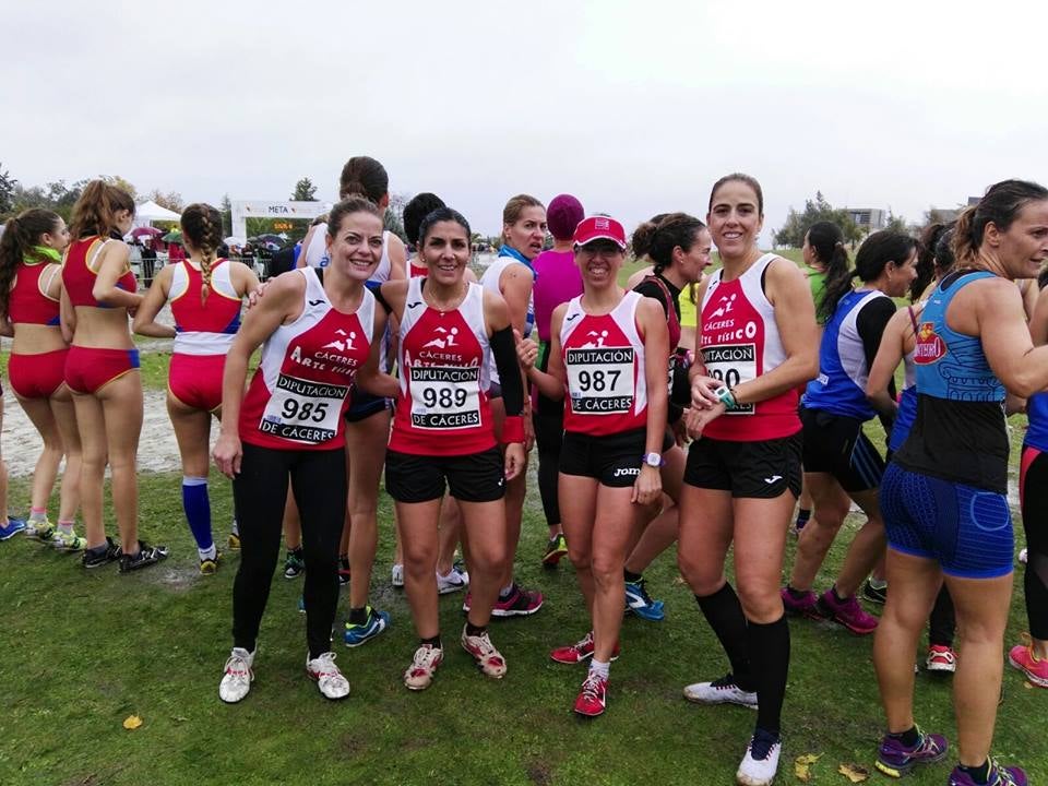 Lio a la vista en la Federación Extremeña de Atletismo con unas supuestas elecciones a celebrar esta tarde
