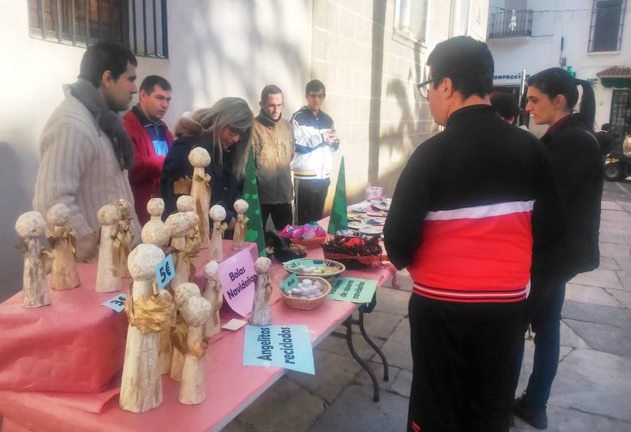 Mercadillo Navideño del centro ocupacional Francisco Asuar