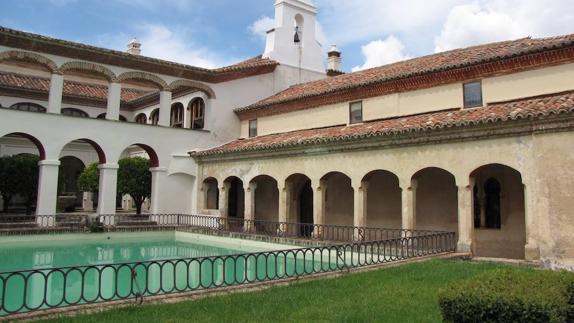 Un hijo del multimillonario Hugo Sigman compra una finca palacio en Guadalupe