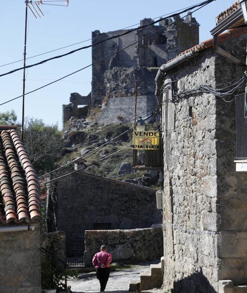 Catorce pueblos fantasma de Extremadura