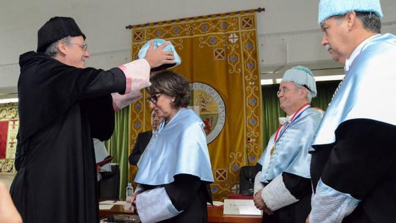 Rebeca Grynspan ha sido investida como doctora 'Honoris Causa' por la UEx