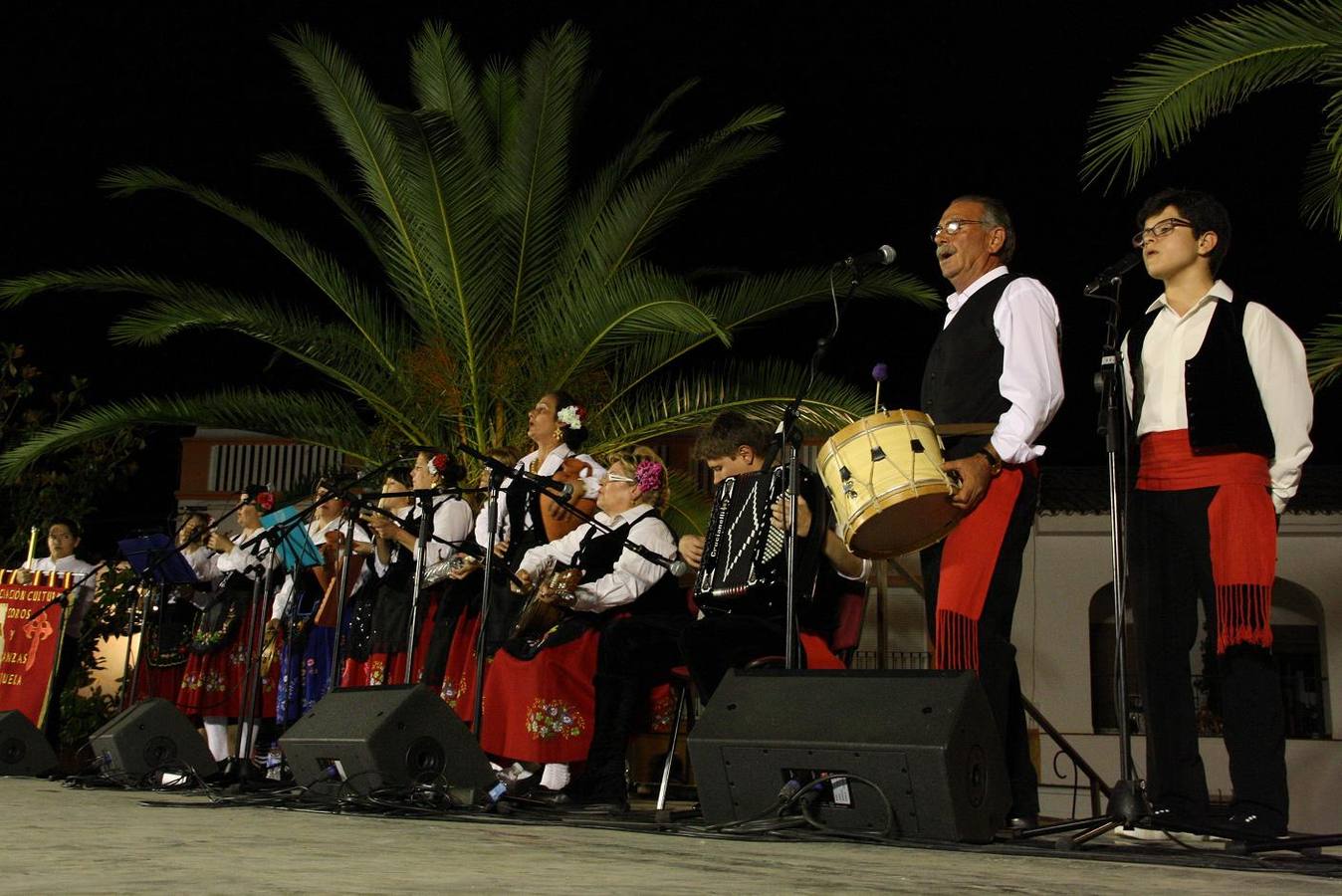 El pasado día 10 actuó en nuestra localidad el "Coro Arguijuela"