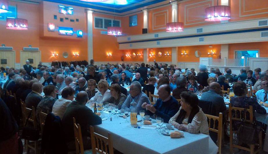El Hogar del Pensionista celebra Santa Lucía