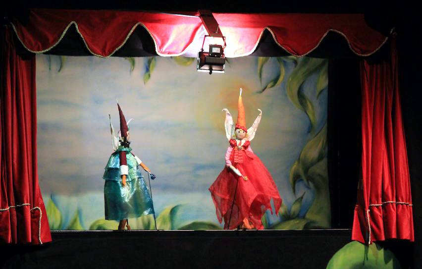 La obra infantil "Colorín, Colorado, este bosque está callado" se representa este viernes en el Auditorio