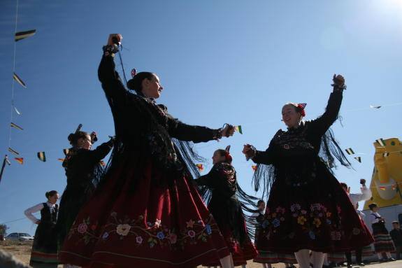 La Universidad Popular organiza un curso de jotas
