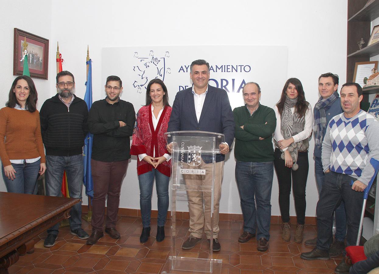 El pabellón de deportes y las entradas a la ciudad llegarán en 2017