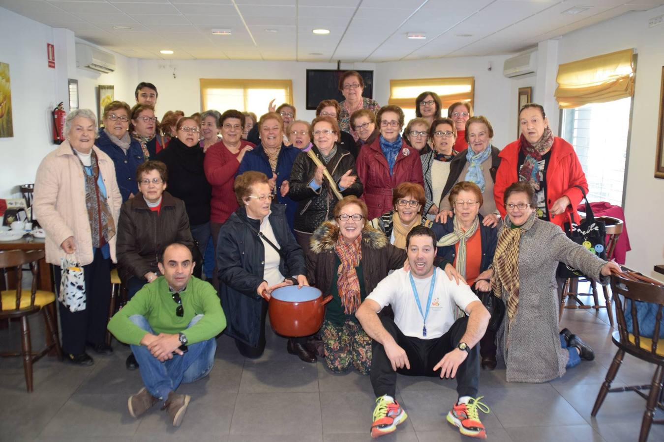 El programa "Ejercicio te cuida" despedía el año con un desayuno-convivencia