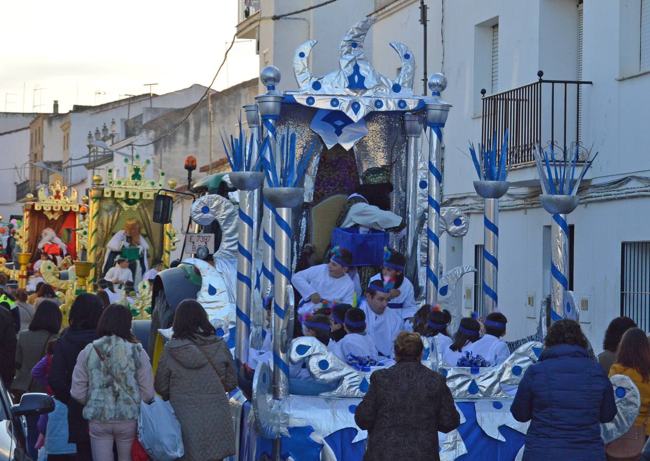 Mágico paso de los Reyes de Oriente por Campanario