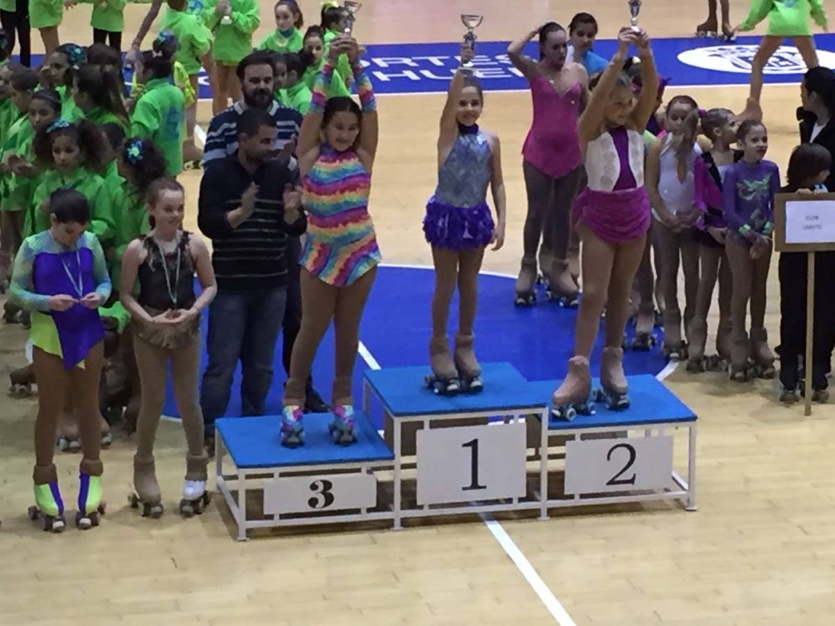 El Club de Patinaje 'Perseidas' arrasa en Huelva