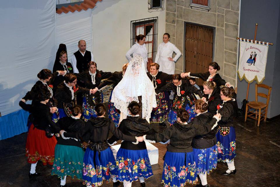 Gran aceptación de la boda extremeña puesta en escena por la Asociación Folclórica 'Los Barrancos'