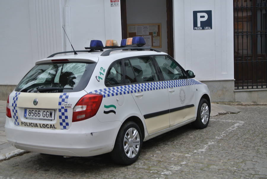 Convocan dos plazas para agentes de la Policía Local