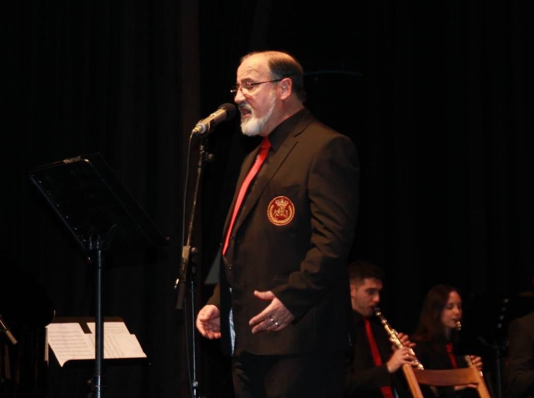 Rafael Carrasco González: “No me voy, seguiré de acólito en la Banda”