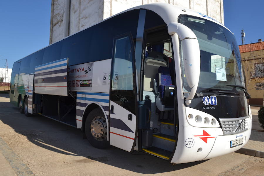 El autobús de línea Damas amplía de 56 a 71 las plazas debido al aumento de pasajeros