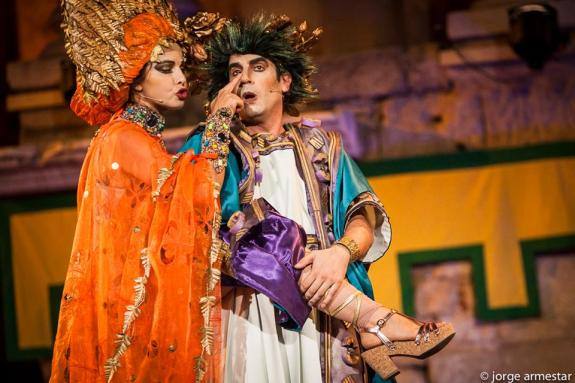 Este sábado, el cine-teatro Balboa se llena de comedia con la exitosa obra ‘Los Gemelos’, de Plauto