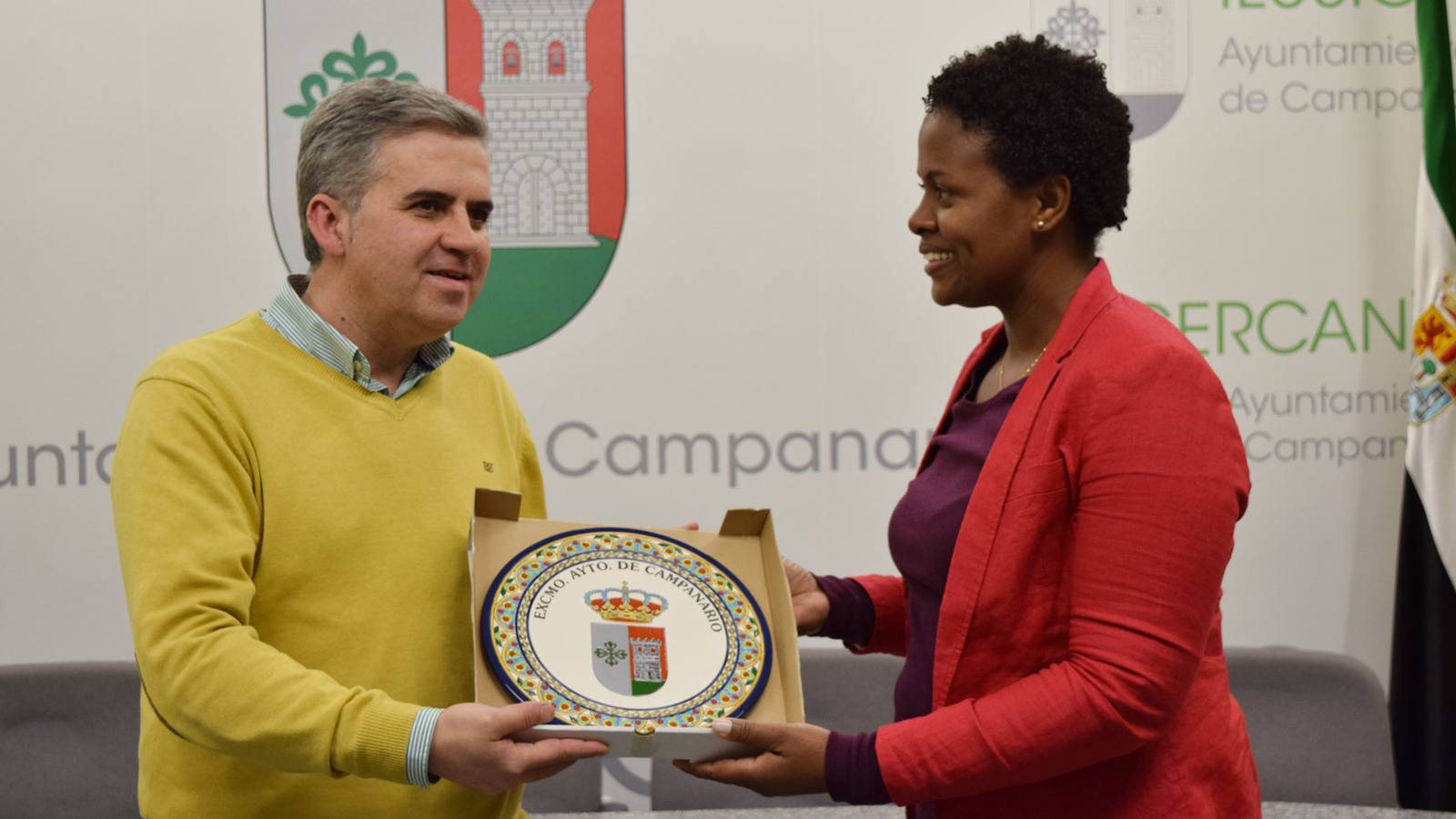 Recepción en el Ayuntamiento a una delegación de Santo Tomé y Príncipe