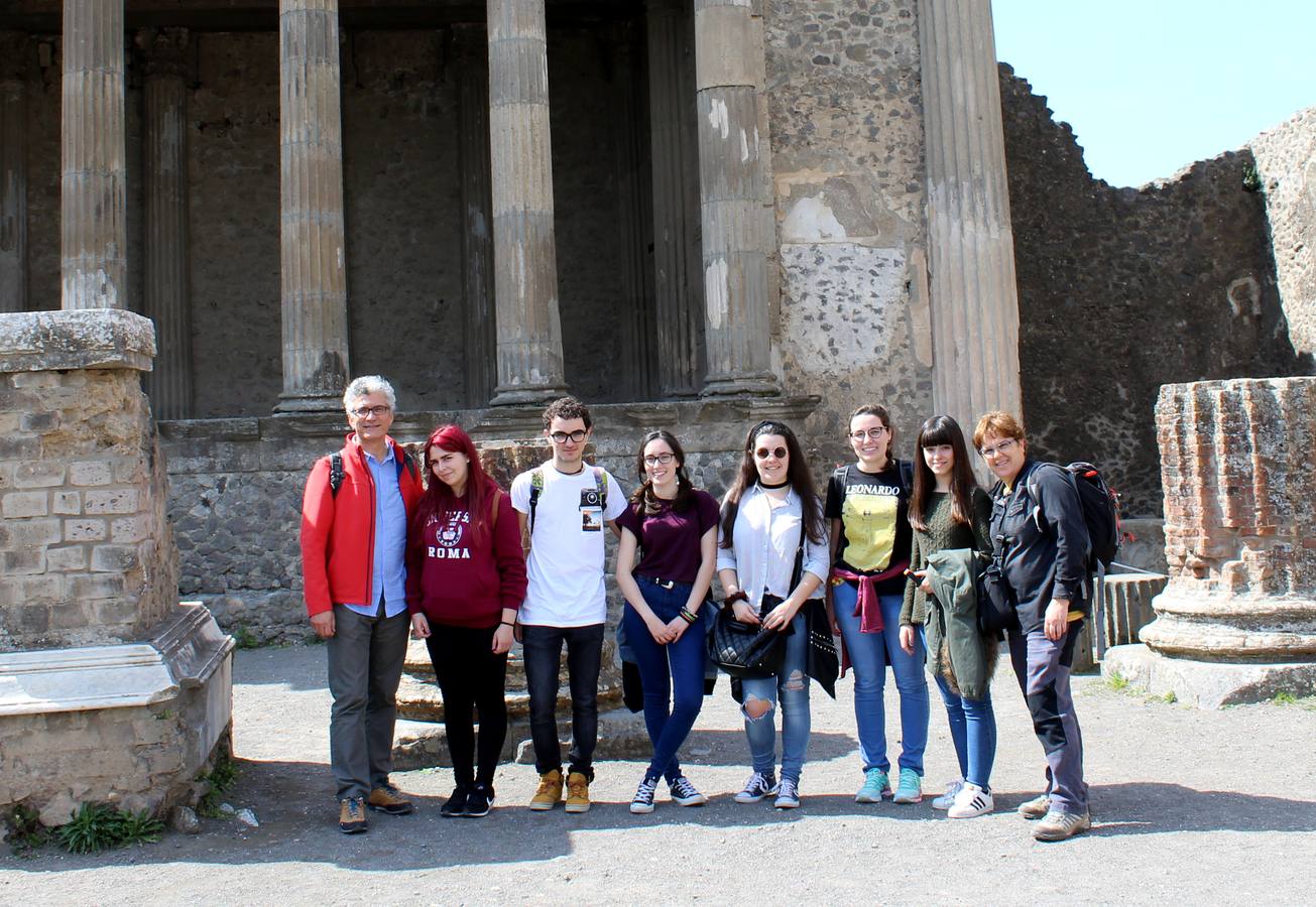 Alumnos de Bachillerato conocen Roma y Pompeya