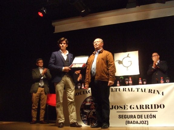 Nace la asociación cultural taurina 'José Garrido'