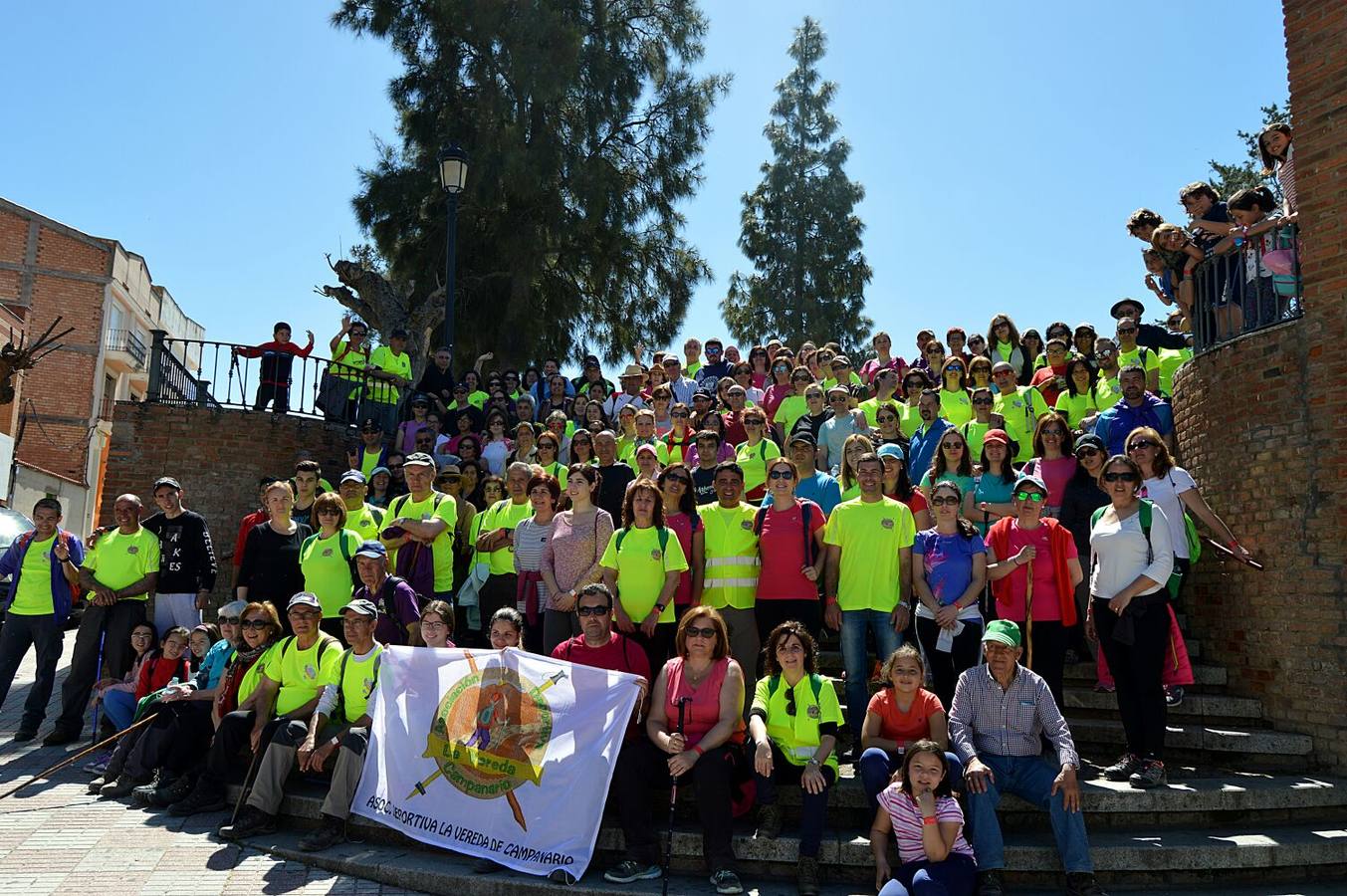 Éxito de participación y organización la ruta desde La Guarda a Campanario