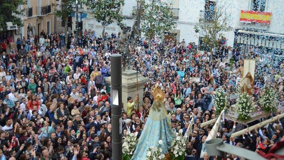 Villanueva de la Serena lleva en volandas a su 'Carrerita'