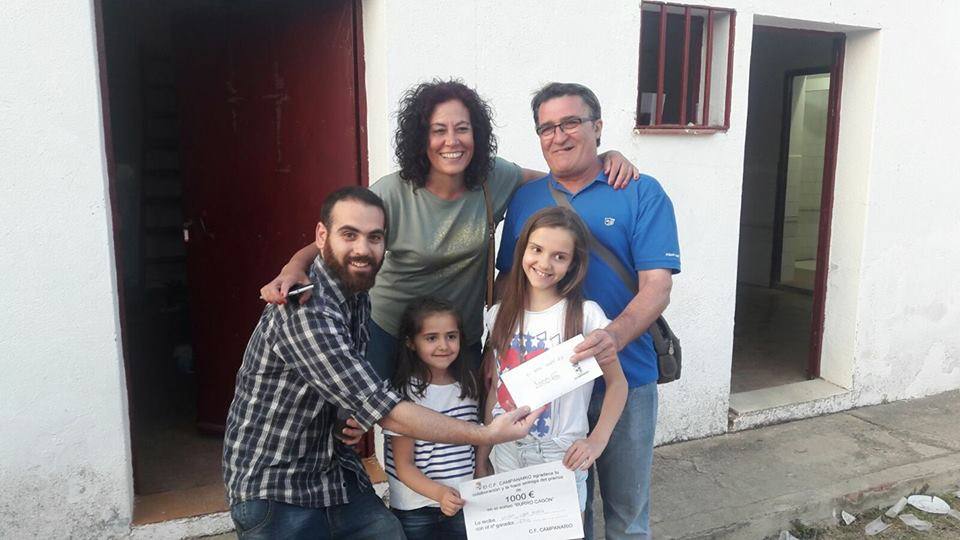 Gaspar López, agraciado con los 1.000 euros del 'Burro cagón'