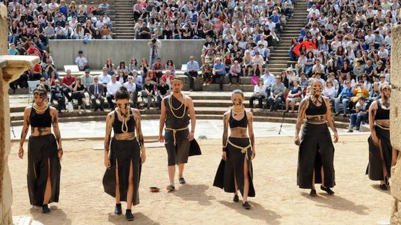 Los clásicos reviven en el Teatro Romano ante 14.000 jóvenes