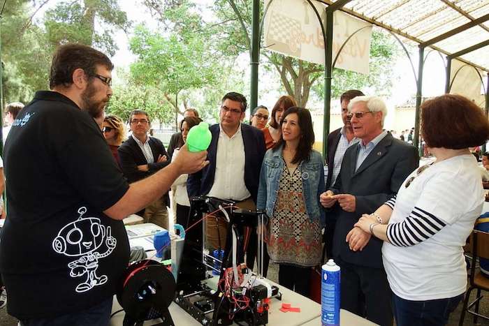 La consejera Esther Gutiérez destaca la apuesta por la innovación educativa que refleja 'Educavita'