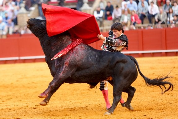 Oreja para la torería de Garrido en Sevilla