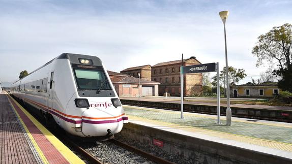 Adif reconoce que la situación ferroviaria de la región «es bastante inexplicable»