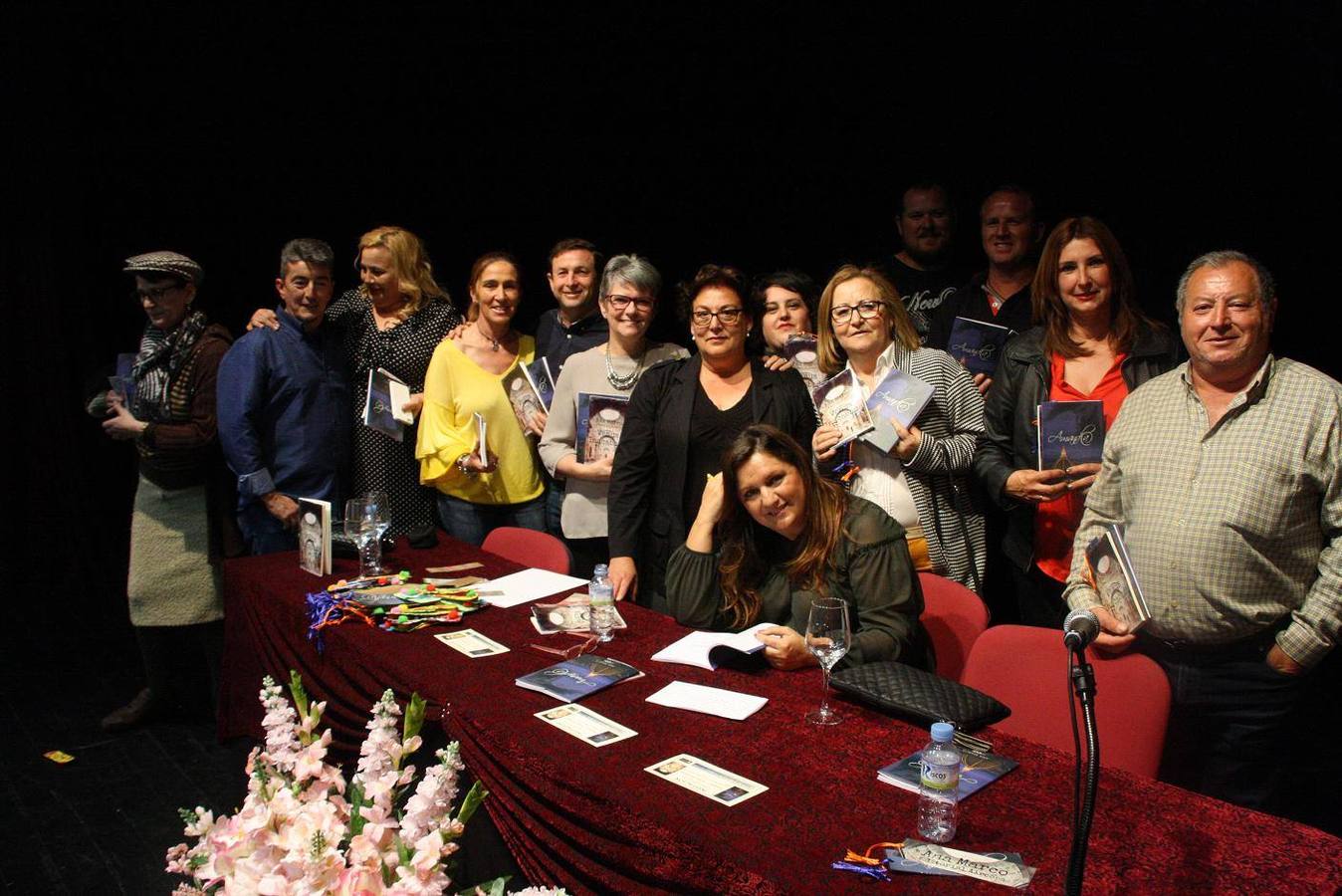 La escritora Ana Marco presentó sus dos nuevas novelas en nuestra localidad