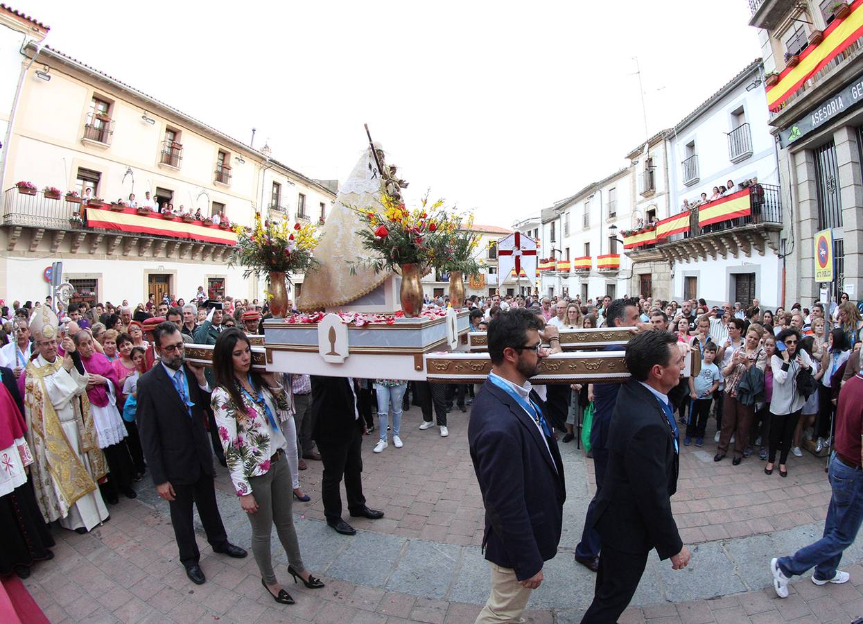 Apoteósico recibimiento de la ciudad a su patrona la Virgen de Argeme
