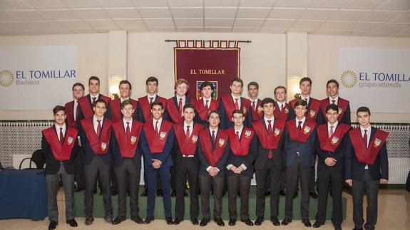 Mayo, mucho más que comuniones en Badajoz