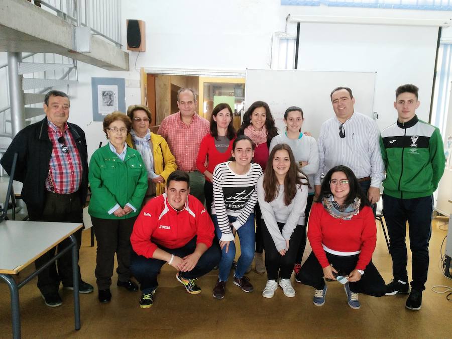 El IES Alba Plata entrega 2.300 euros a distintas ONG