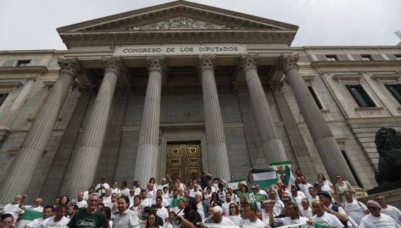 Podemos propone unificar subsidio y renta agraria y quitar el requisito de las peonadas